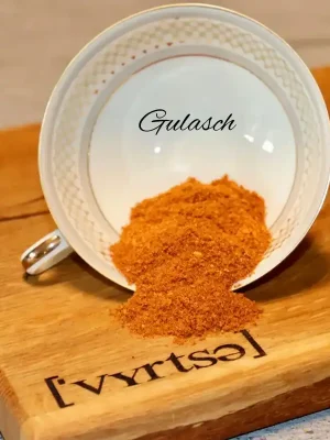 [‘Vyrtse] Gulasch scharf, 90g Top-Preis